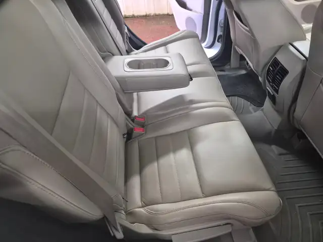 AWD Escape 2014578311186548019206