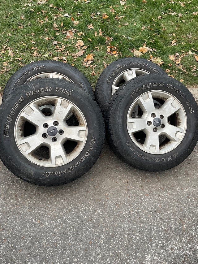 4 mag aluminum 17 pouce ford  dans Pneus et jantes  à Ville de Montréal