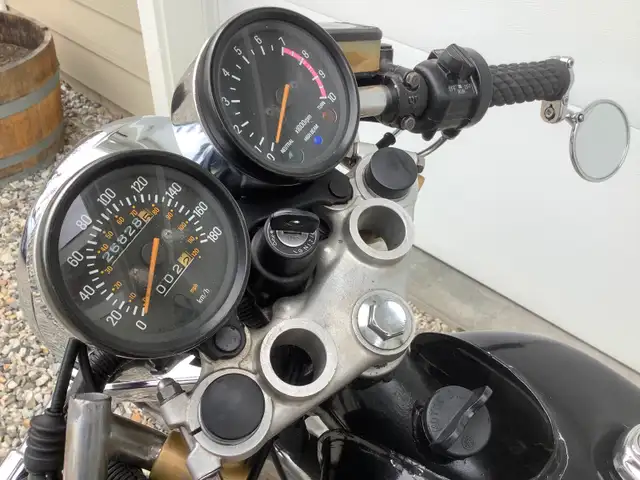 1978 Yamaha SR500 in Street, Cruisers & Choppers in Vernon - Image 10