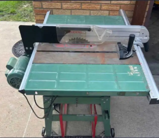  Table saw  in Power Tools in Windsor Region - Image 2