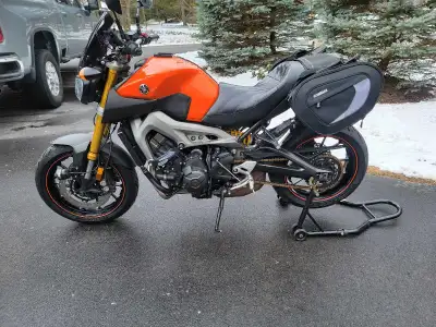 Clean. Well maintained. NEEDS NOTHING TO CERT. New rear OHLINS Newer Michelin Road 6. Newer chain an...