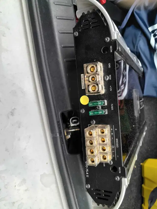 Car Amplifier in Other in City of Toronto - Image 5