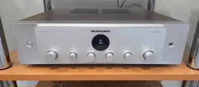 Marantz Model 30 amplifier, View more