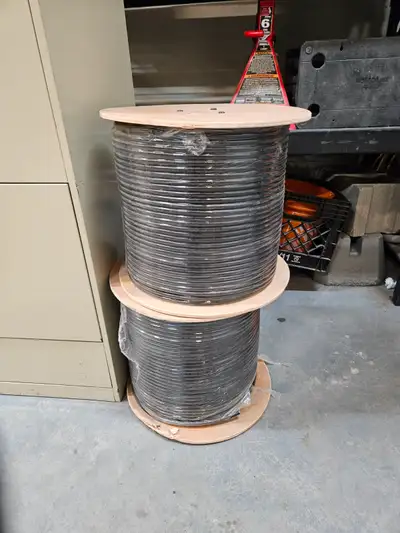 2 In stock (Black) Price is marked per stool Cable Diameter-10.16mm Wire Gauge-14AWG RG11 14AWG CMR...