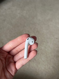 Single left Apple AirPod 