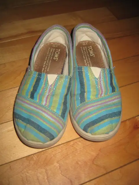 TOMS Youth Kids Classic Blue Striped Canvas shoes -12.5 Y62863262284035122
