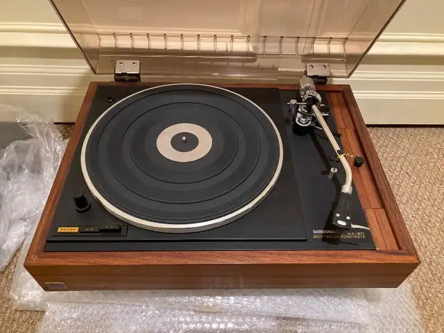 Micro Seiki turntable in Stereo Systems & Home Theatre in Mississauga / Peel Region - Image 4
