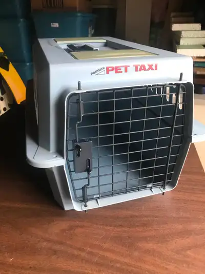 Cat / Small Dog Crate, View more