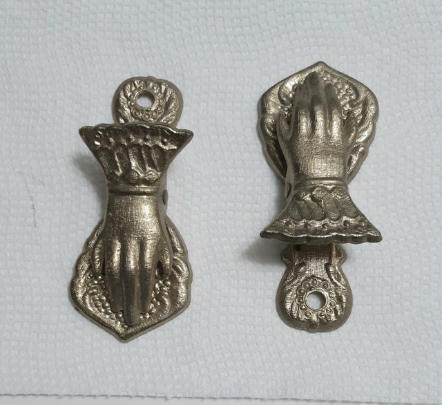 Victorian hand clips in Arts & Collectibles in Ottawa