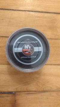 New York Islanders Puck Rondelle
