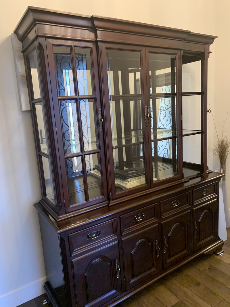 Gibbard Legacy Honduras Mahogany Hutch and China Hutches & Display Calgary