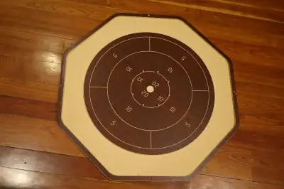 Crokinole board in good condition