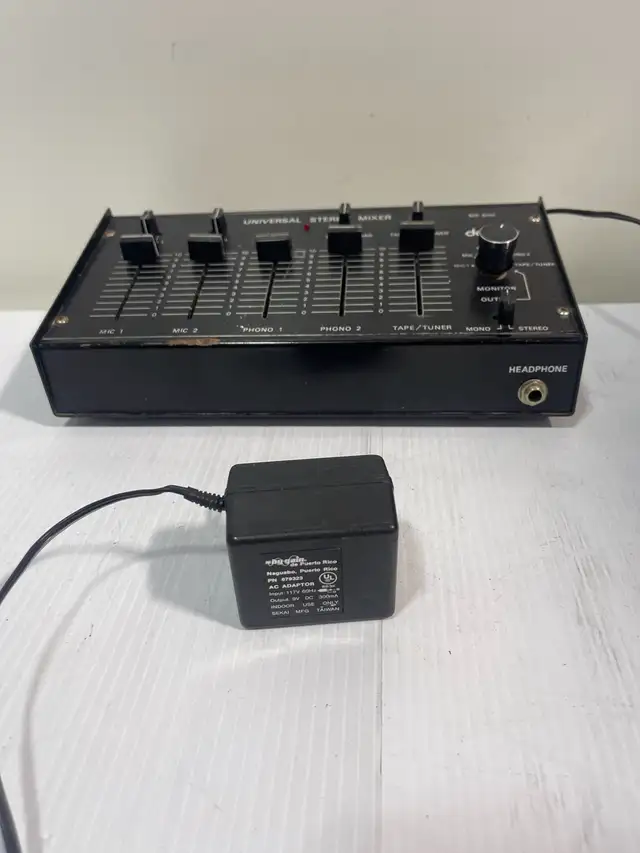 Daveco MX-800 Mixer in Performance & DJ Equipment in City of Montréal - Image 5