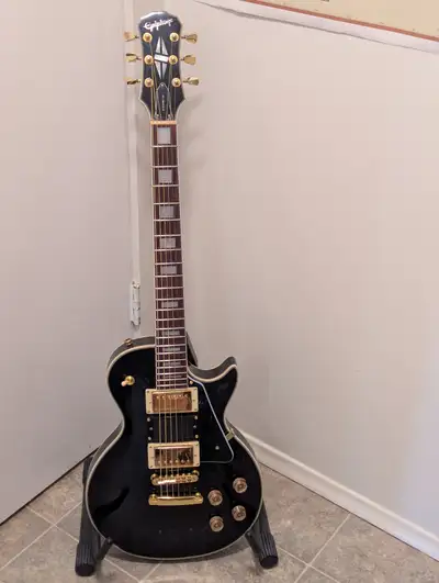 Vintage 1997 Epiphone IGC Les Paul Custom Max Tuxedo Ebony, View more