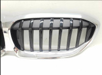 ALMOST NEW BMW G20 2021 330xi Chrome Grille