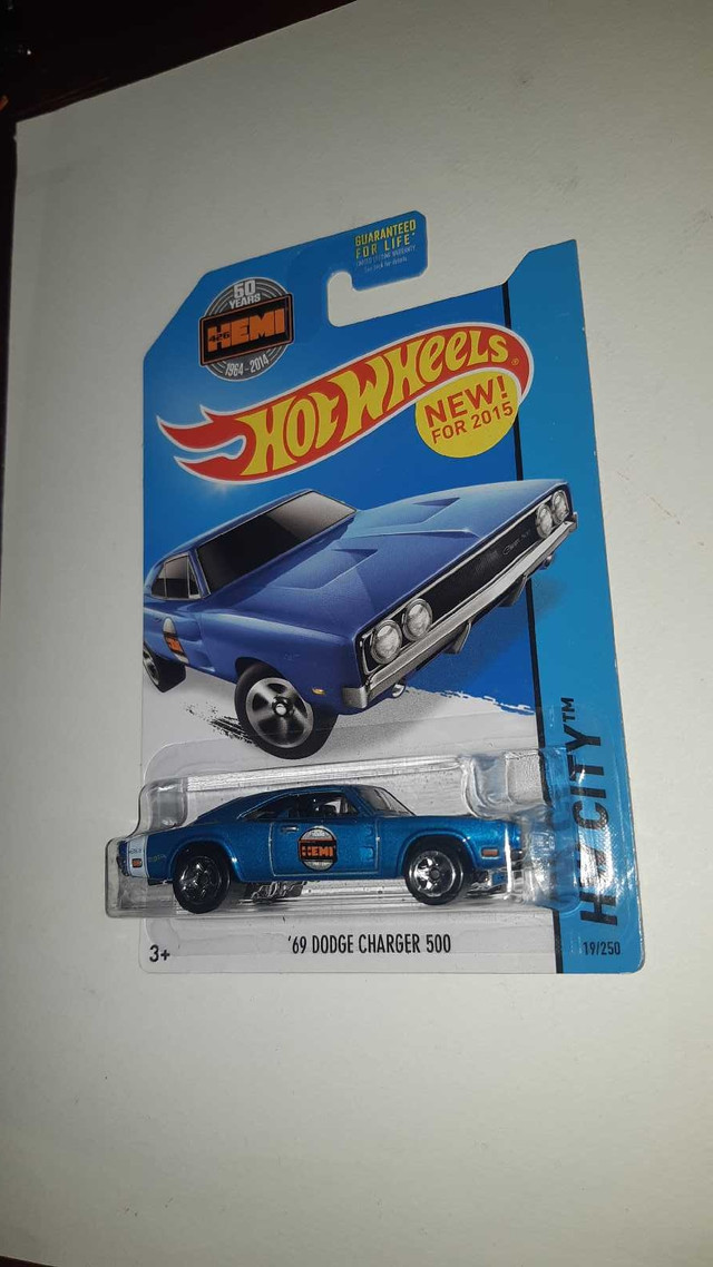 '69 Dodge Charger 500 Hot Wheels Performance 2015  in Toys & Games in Guelph