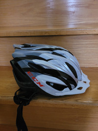 Adult CCM Bike Helmet (52-61cm)