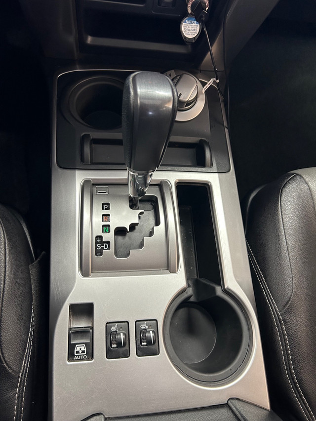 2017 Toyota 4Runner SR5 4WD in Cars & Trucks in Red Deer - Image 4