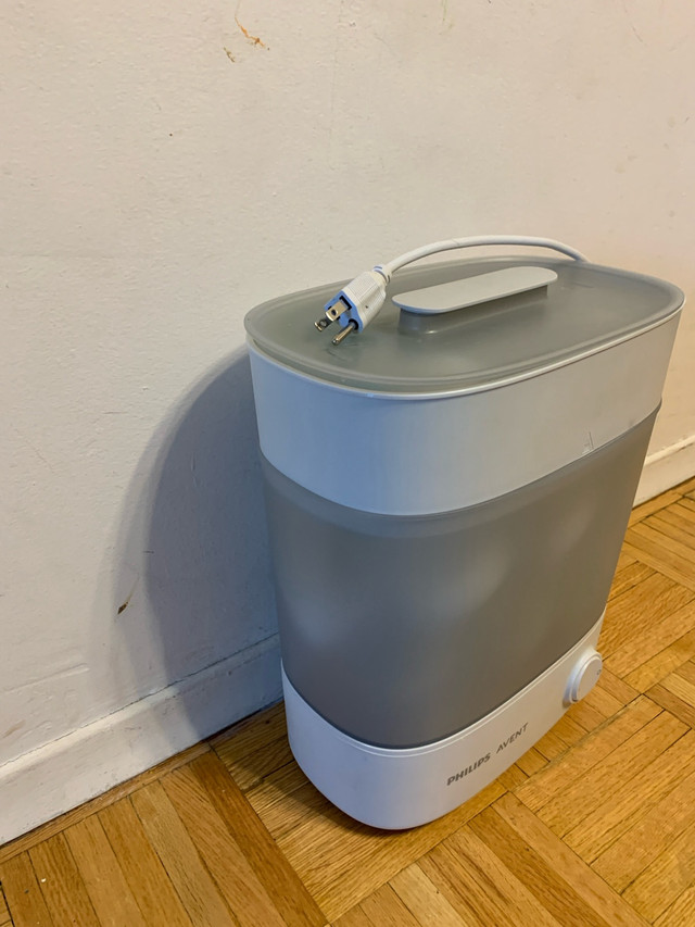 Philips Avent Bottle Sterilizer in Feeding & High Chairs in Hamilton - Image 2