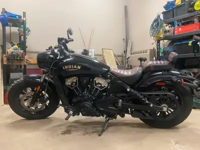 2019 Indian scout bobber abs 2212 km Upgraded Indian exhaust Mint condition.