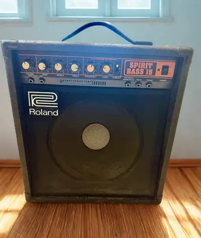 ROLAND SPIRIT BASS 15 AMP – TESTED - Great Practice Amplifier, View more