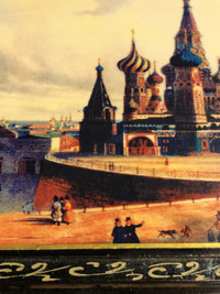 RUSSIAN VINTAGE  LACQUER BOX ST. BASIL'S CATHEDRAL MOSCOW