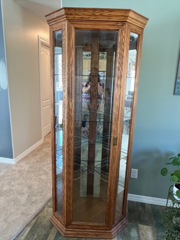 Corner Solid Oak China Hutches & Display Saskatoon