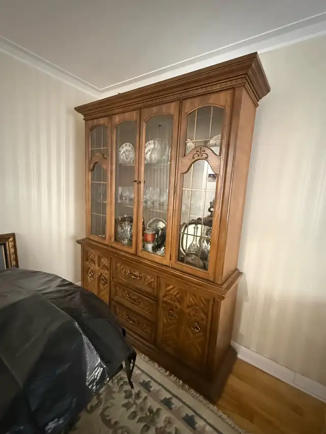 furniture estate sale in Multi-item in Laval / North Shore - Image 4