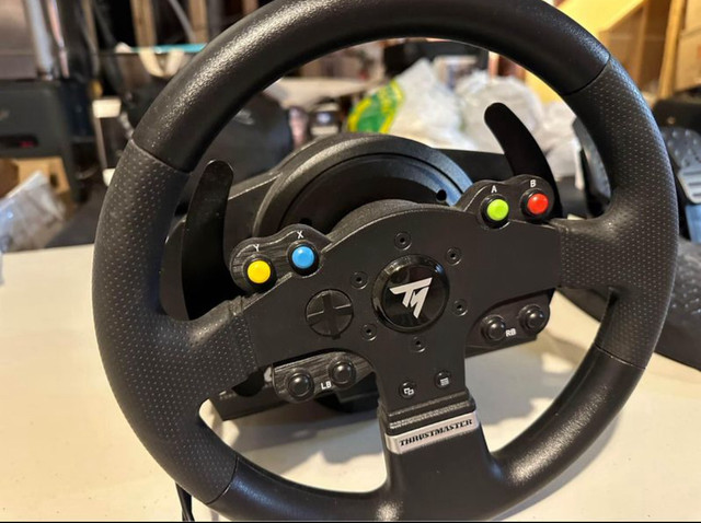 Thrustmaster TMX Racing Wheel (Xbox, PS, PC) in XBOX One in Markham / York Region