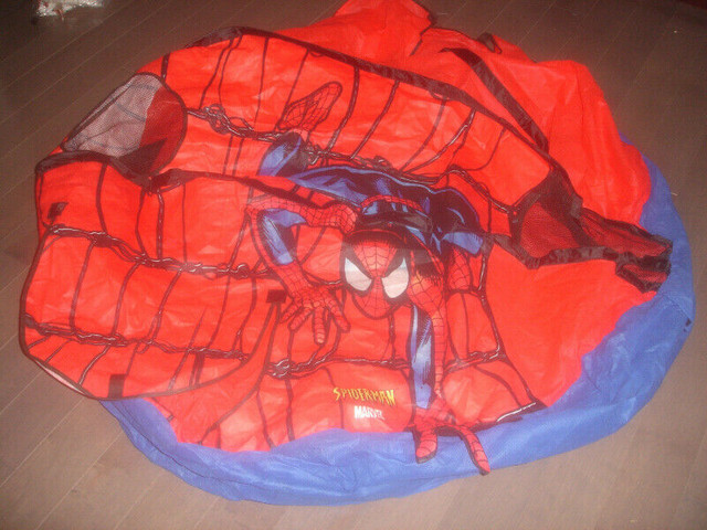 Large Marvel Spiderman Replacement Tent by Marshmallow NO POLES in Toys & Games in Markham / York Region - Image 4