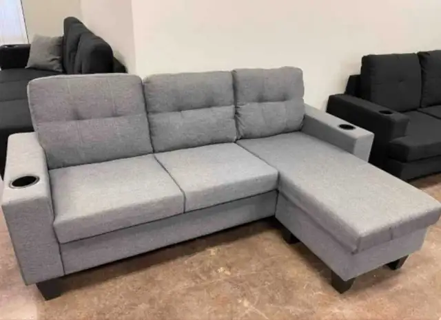 3seater sofa set in Couches & Futons in Kingston - Image 2