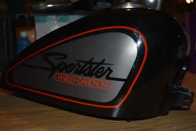 Harley Davidson Sportster Gas Tank  in Motorcycle Parts & Accessories in Markham / York Region - Image 4