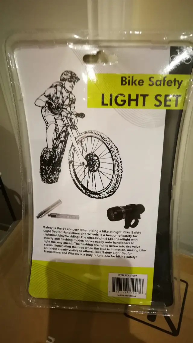 Bike light set (New) in Road in Markham / York Region - Image 3