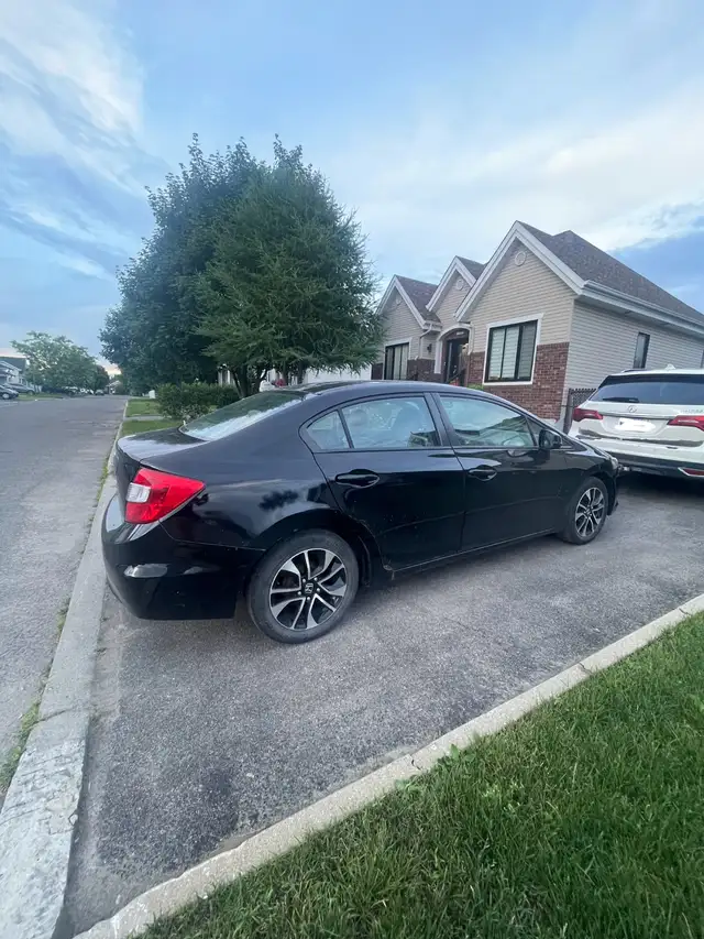 Honda Civic 201262863709238658121