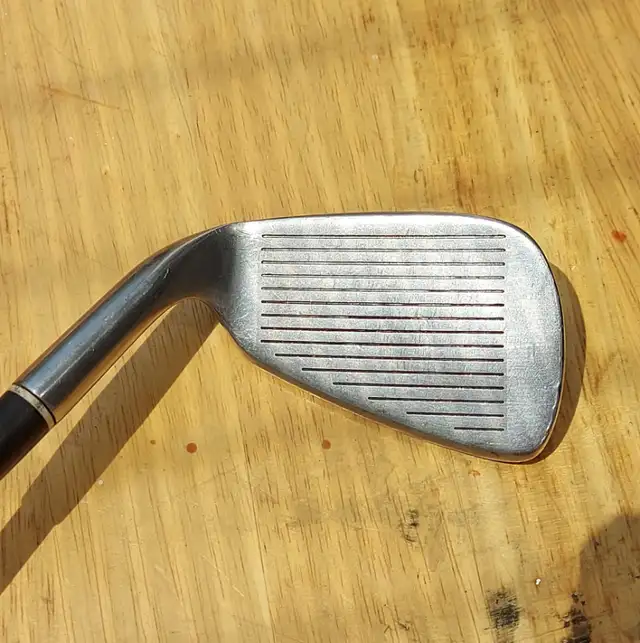 Titleist DTR Distance Through Research 9 Iron (RH) - $20.00 in Golf in Belleville - Image 4