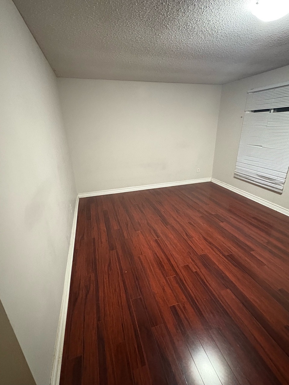 Large Private Master Bedroom – Central Brampton 4