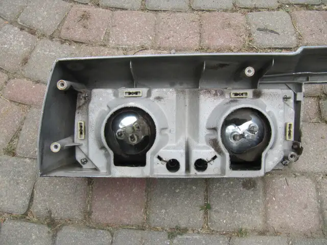 Classic Pontiac Grand Prix Front End Fascia XCond Rare 1981-1988 in Arts & Collectibles in Mississauga / Peel Region - Image 6