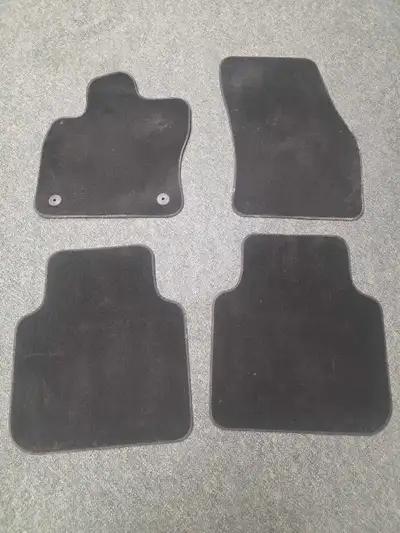Selling these carpet floor mats because I bought new mats that are better for winter conditions. Had...