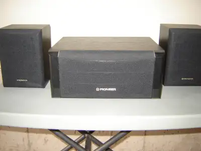 Pioneer 3 speaker system. CS-C400A Main - 70 watt CS-x550K Subs - 40 watt As shown