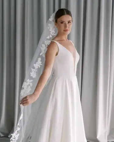 AFFORDABLE PRO BRIDAL/WEDDING MAKEUP AND HAIR63581882557571122