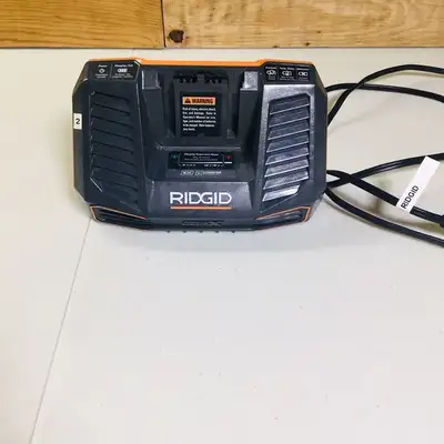 Chargeur à batteries RIDGID, View more
