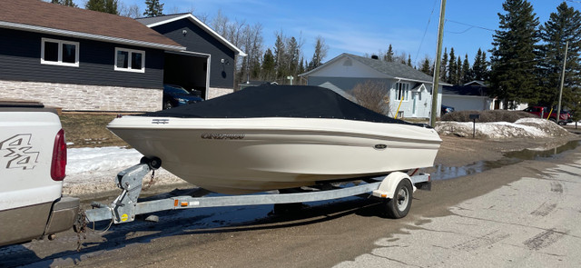 2001 sea ray 180 in Powerboats & Motorboats in Kapuskasing