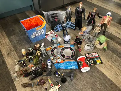Star Wars Figures (Lot), View more