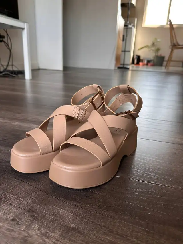 Womens Sandals 6.5 in Women's - Shoes in Edmonton - Image 2