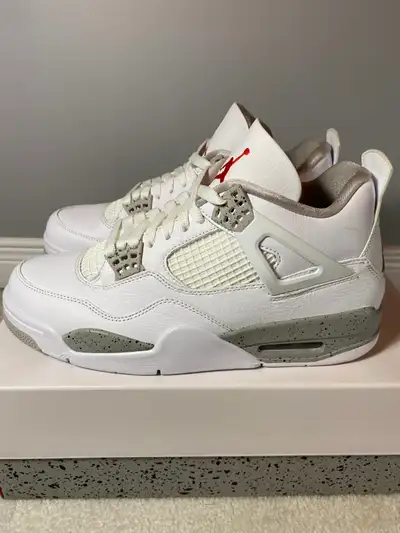 Jordan 4 White Oreo - sz 9, View more