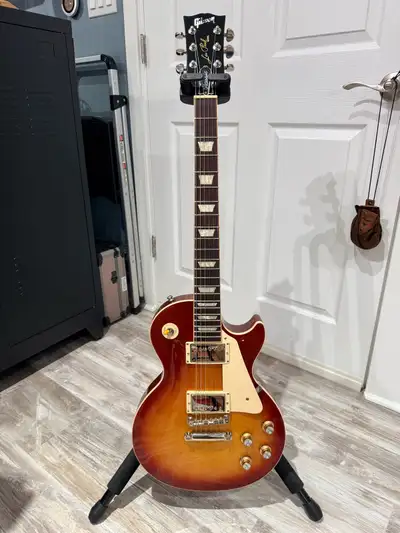Gibson Les Paul Classic, View more