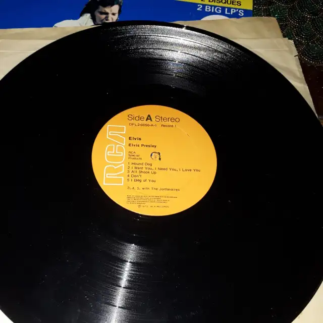 Vintage vinyl Elvis double Lp 197363008307704321123