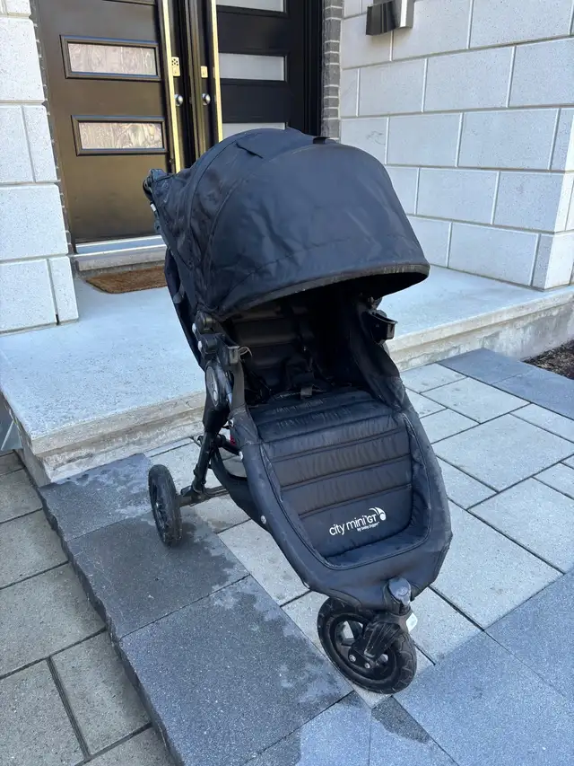 Cityscape - Baby Stroller in Strollers, Carriers & Car Seats in Ottawa - Image 2