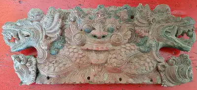 Sculpture balinaise en bois  Balinese wooden carving, View more