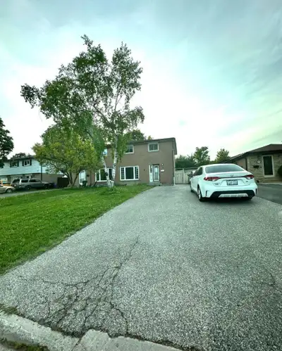 Spacious 4-Bedroom, 2 bathrooms Gem for Rent!Step into this stunning all-brick semi-detached home, o...